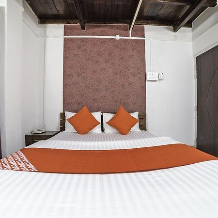 Hotel O Highland Manor Guwahati Esterno foto