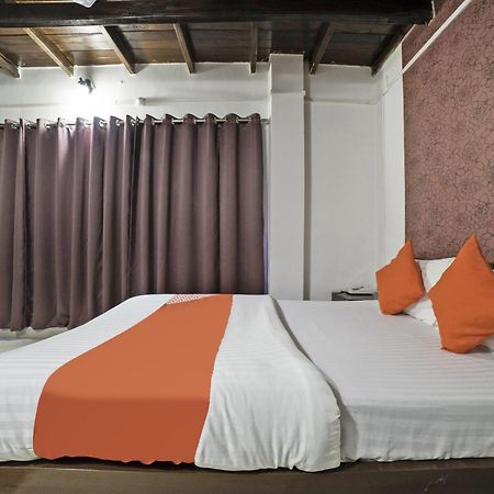 Hotel O Highland Manor Guwahati Esterno foto