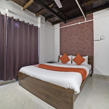 Hotel O Highland Manor Guwahati Esterno foto