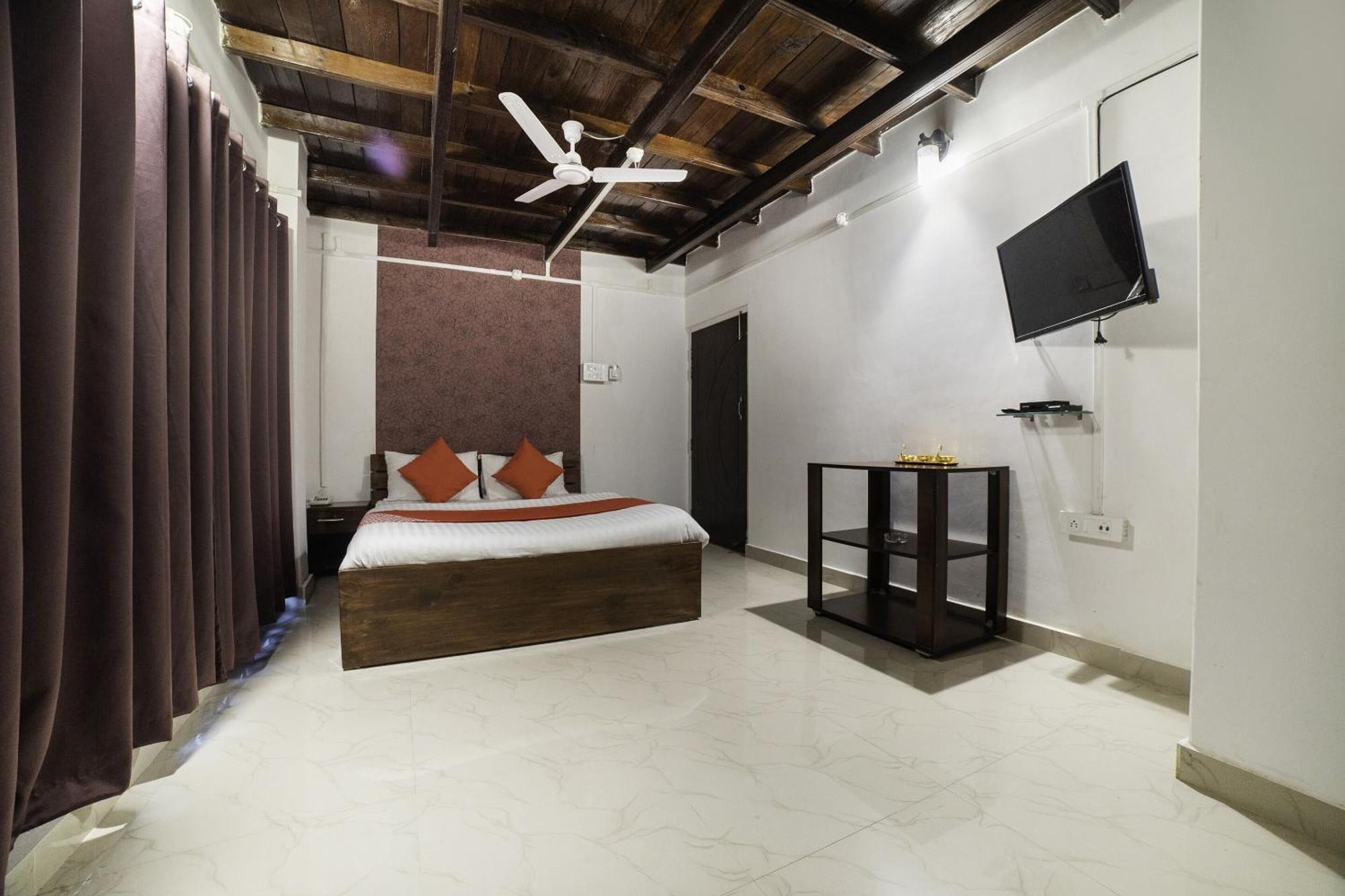 Hotel O Highland Manor Guwahati Esterno foto