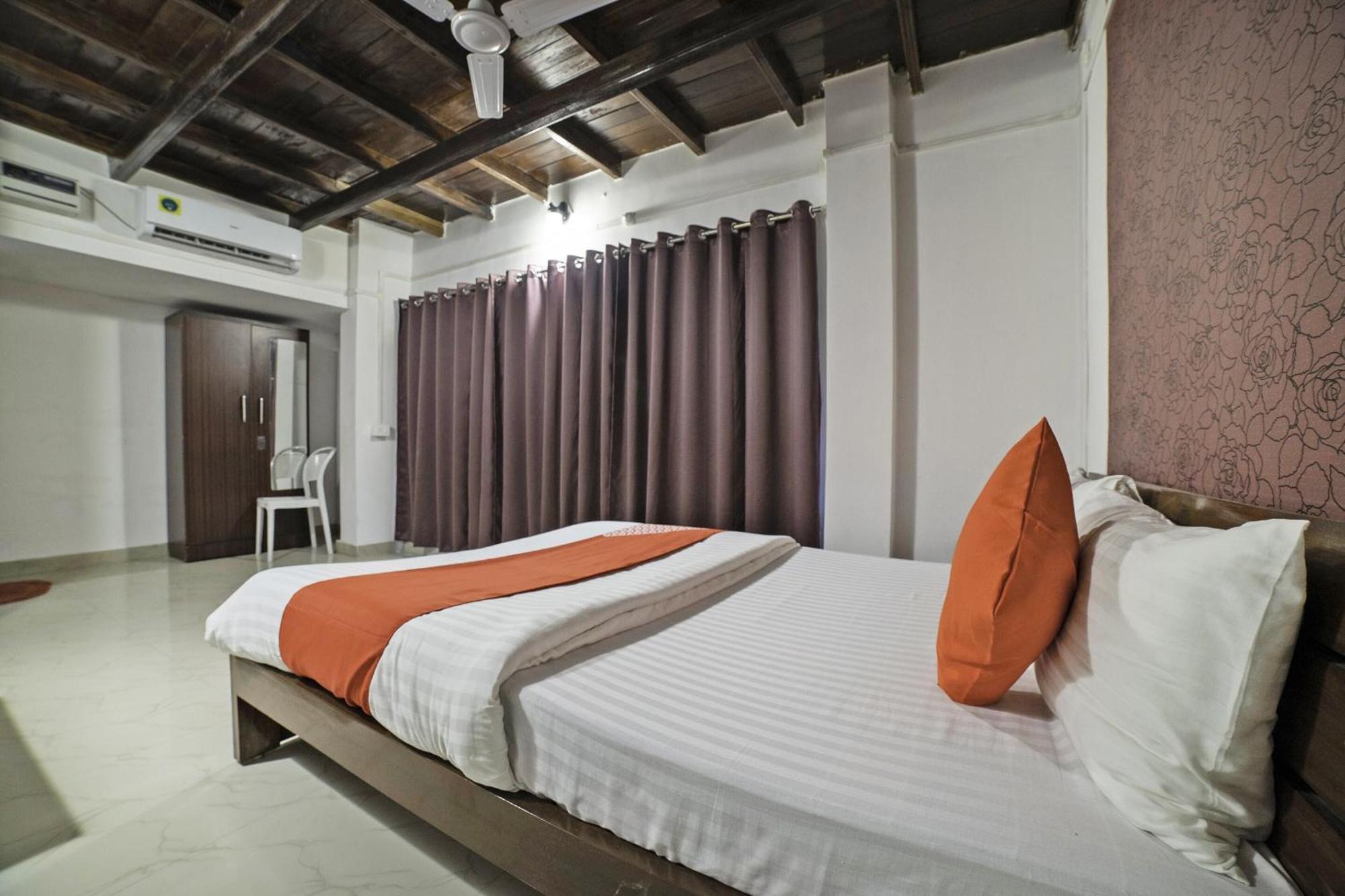 Hotel O Highland Manor Guwahati Esterno foto