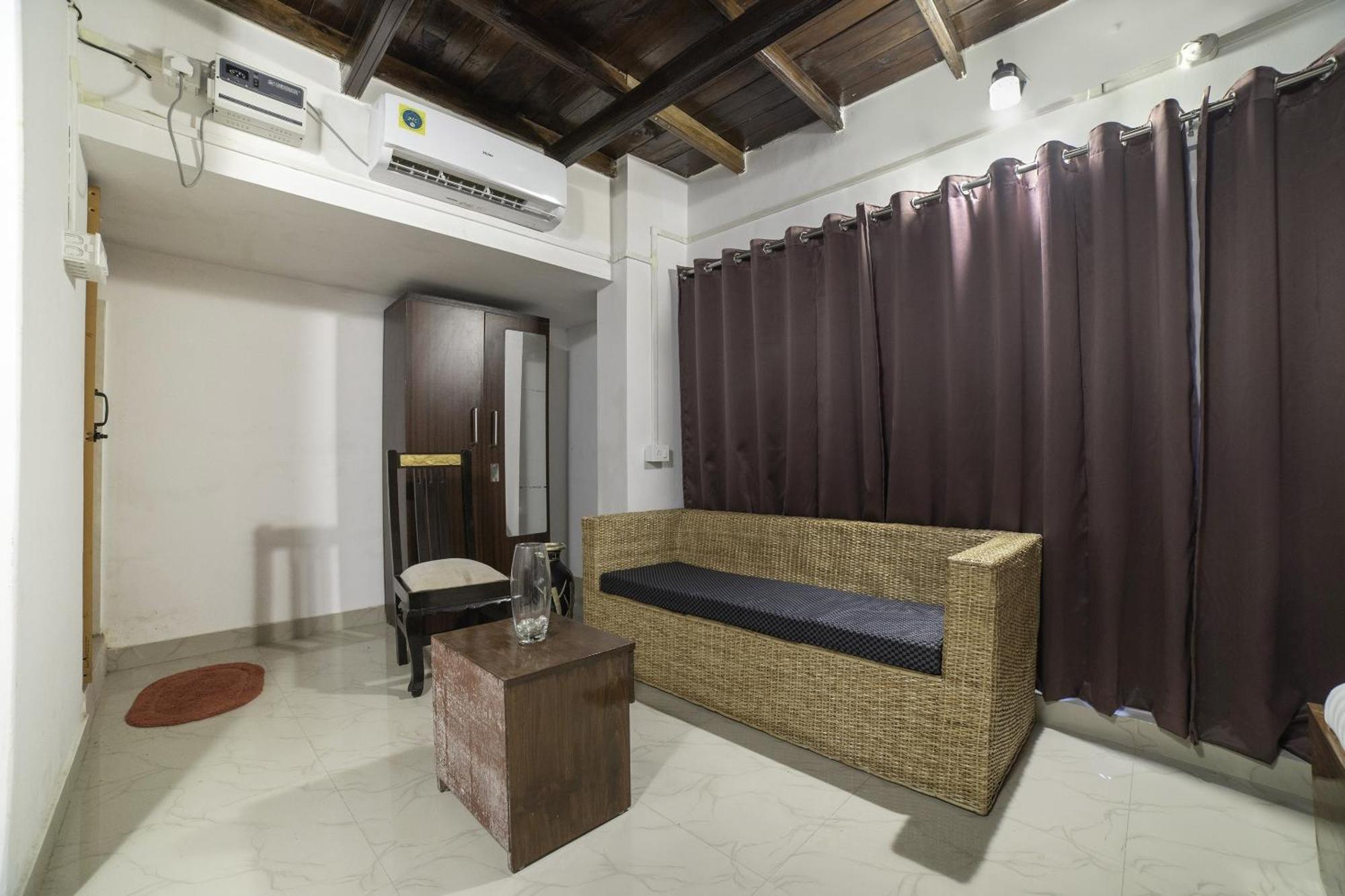 Hotel O Highland Manor Guwahati Esterno foto