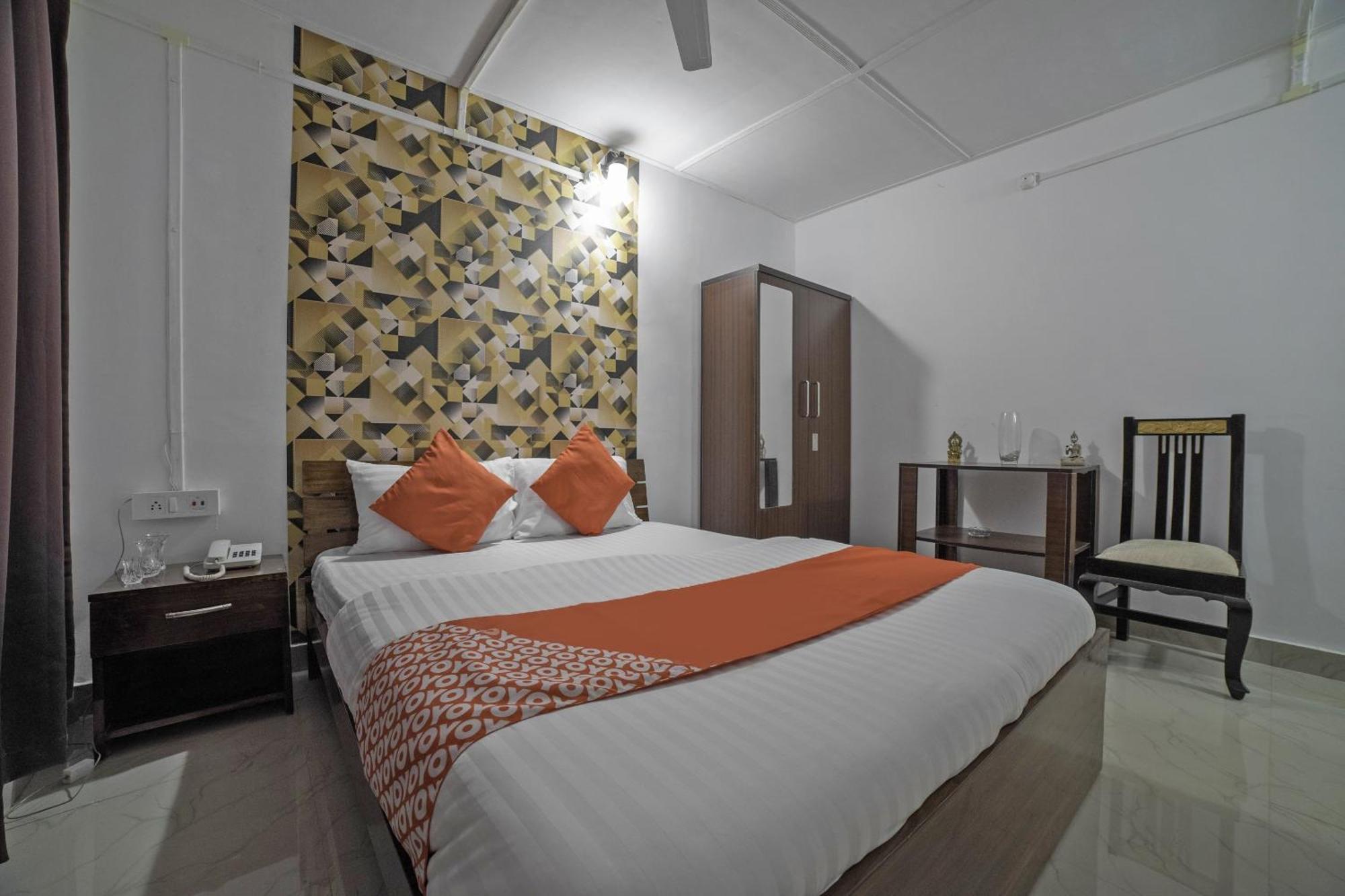 Hotel O Highland Manor Guwahati Esterno foto