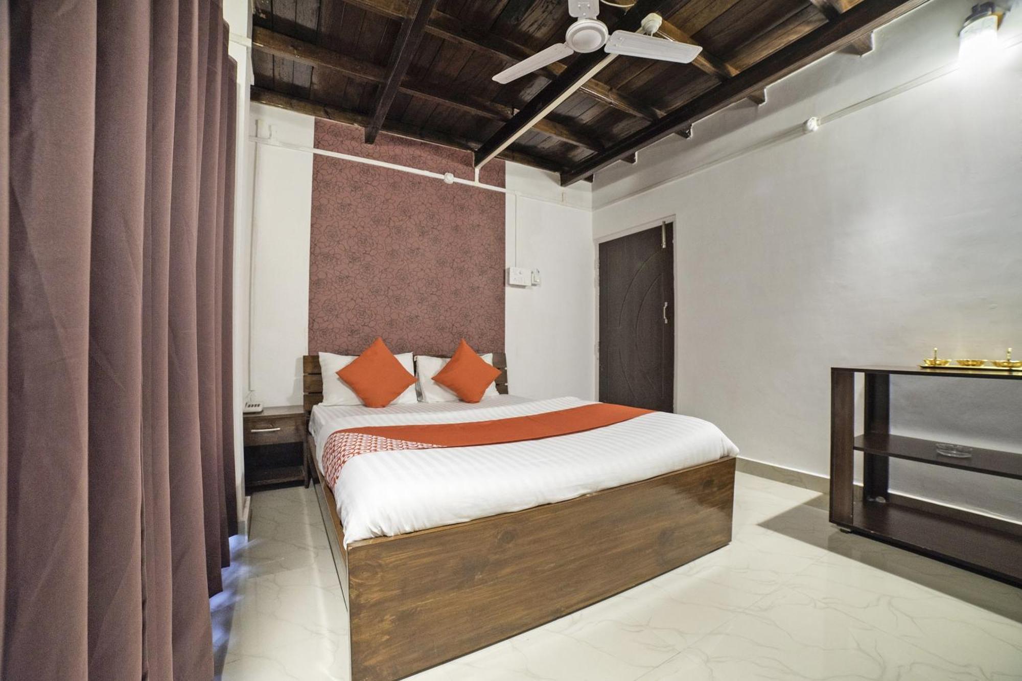 Hotel O Highland Manor Guwahati Esterno foto