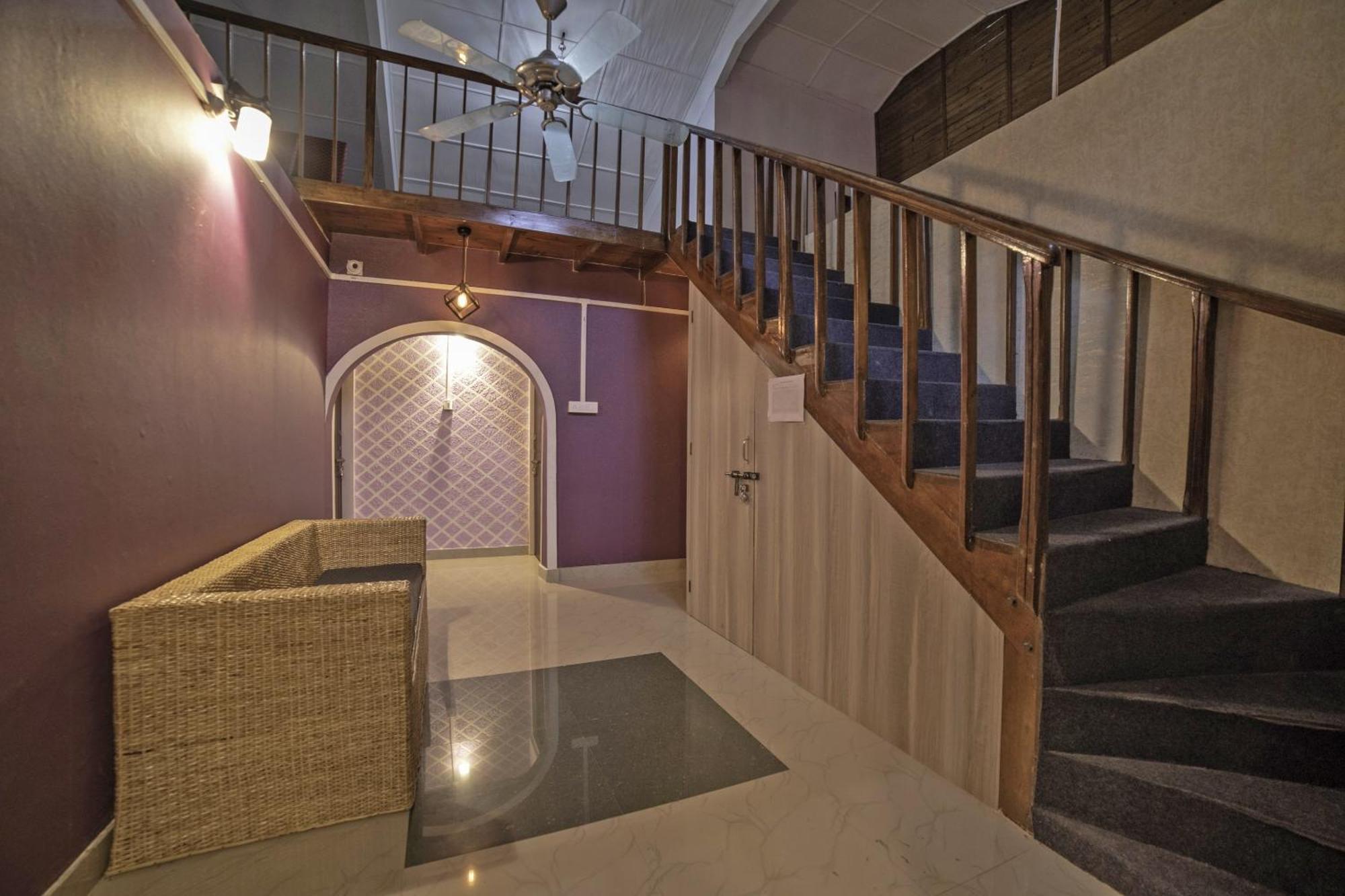 Hotel O Highland Manor Guwahati Esterno foto